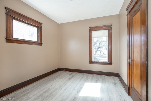 3976 E 71st Street, Cleveland, OH 44105