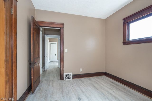 3976 E 71st Street, Cleveland, OH 44105