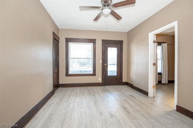 3976 E 71st Street, Cleveland, OH 44105