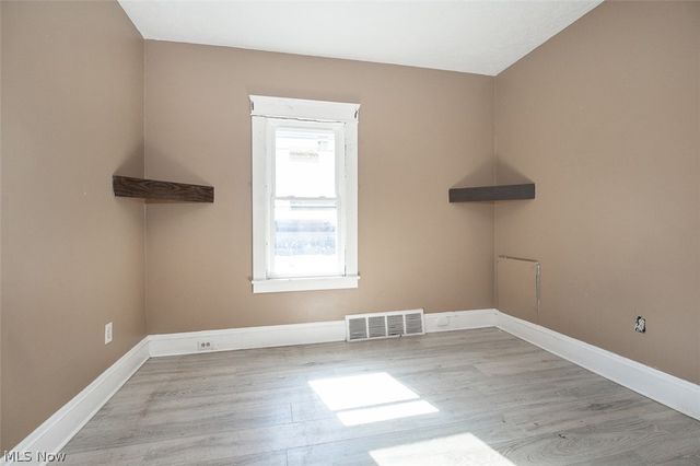 3976 E 71st Street, Cleveland, OH 44105