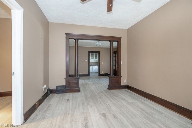 3976 E 71st Street, Cleveland, OH 44105