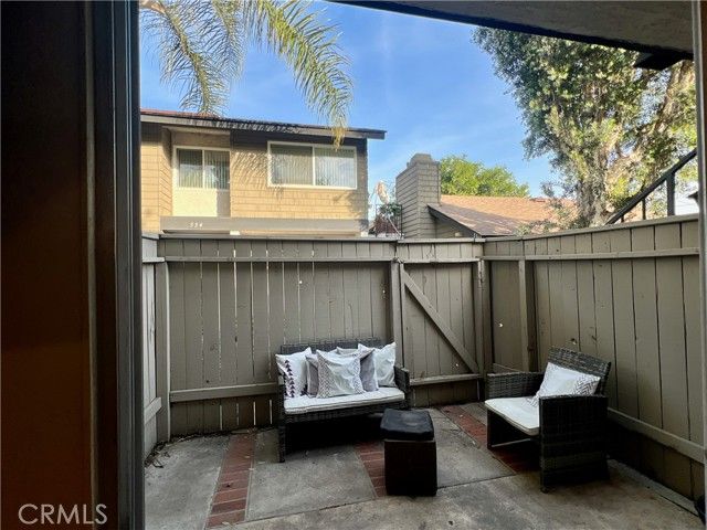 542 W Dunton 29, Orange, CA 92865