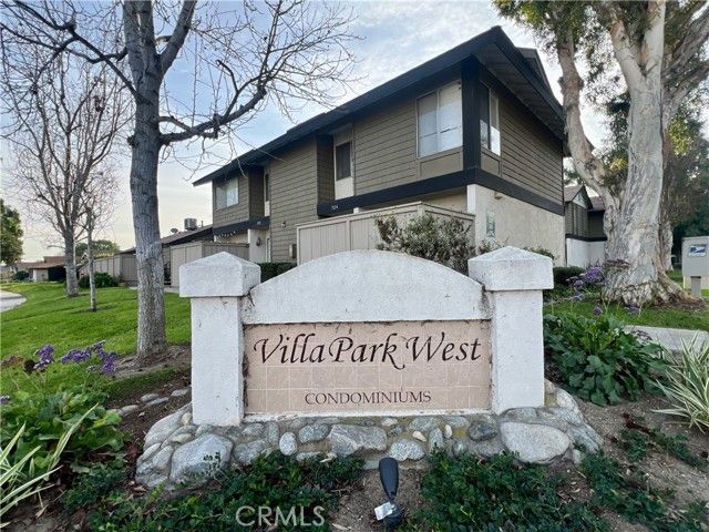 542 W Dunton 29, Orange, CA 92865