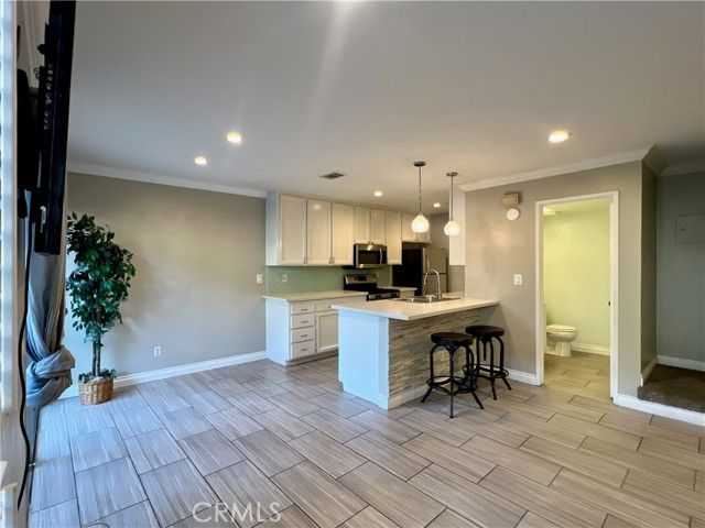 542 W Dunton 29, Orange, CA 92865