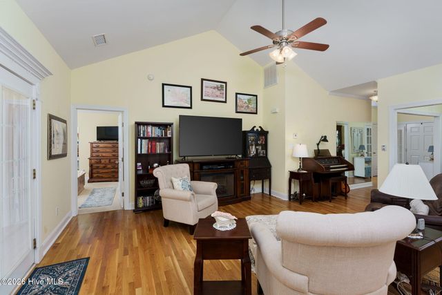 109 Brookfield Drive, Wilmington, NC 28405