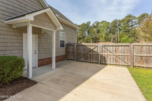 109 Brookfield Drive, Wilmington, NC 28405