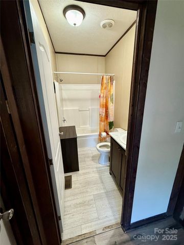 5300 Startown Road, Newton, NC 28658
