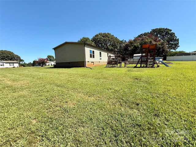 5300 Startown Road, Newton, NC 28658