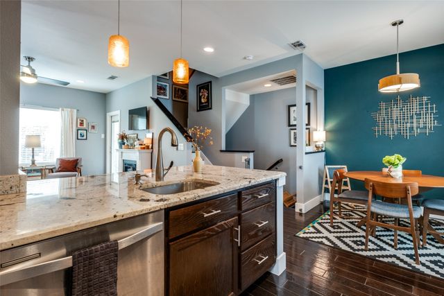 5924 Hudson Street E, Dallas, TX 75206