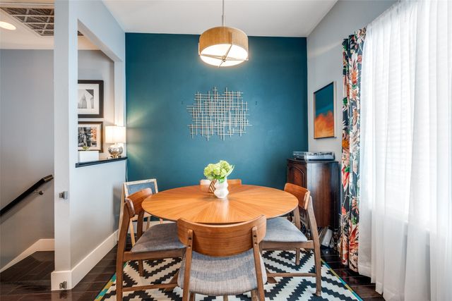 5924 Hudson Street E, Dallas, TX 75206