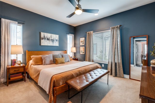 5924 Hudson Street E, Dallas, TX 75206