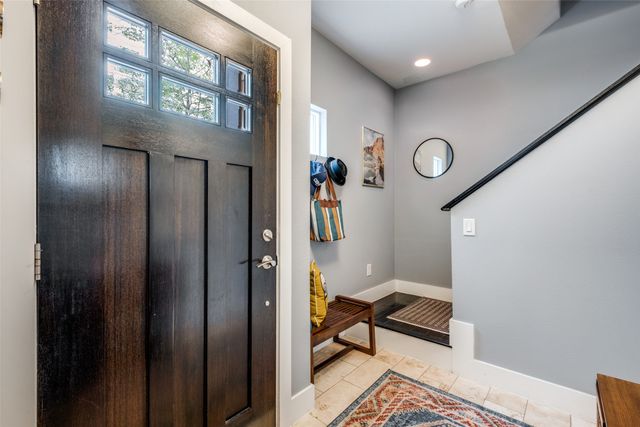 5924 Hudson Street E, Dallas, TX 75206