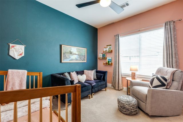 5924 Hudson Street E, Dallas, TX 75206