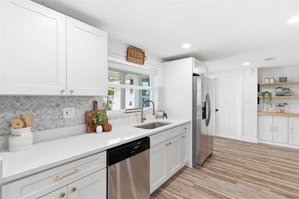 Image 13 of property listing at 7924 TALISMAN DRIVE, Port Richey, FL 34668