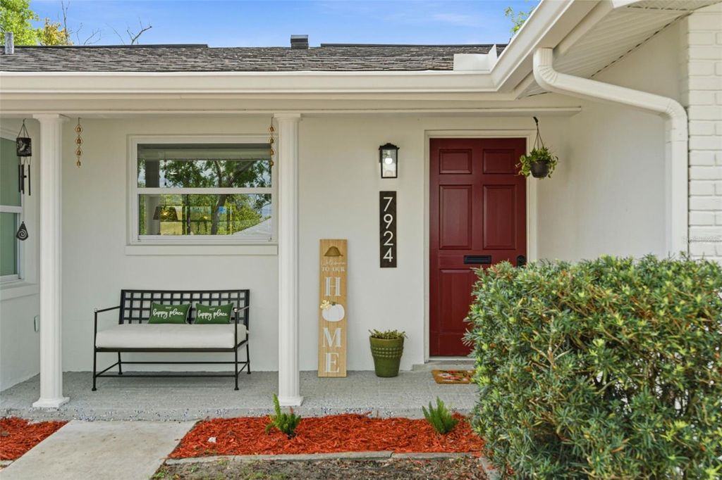 Image 7 of property listing at 7924 TALISMAN DRIVE, Port Richey, FL 34668