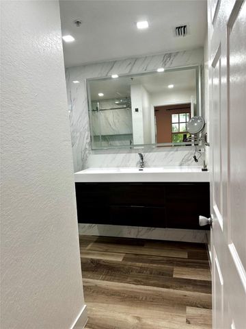 6500 W Sample Road 6500, Coral Springs, FL 33067
