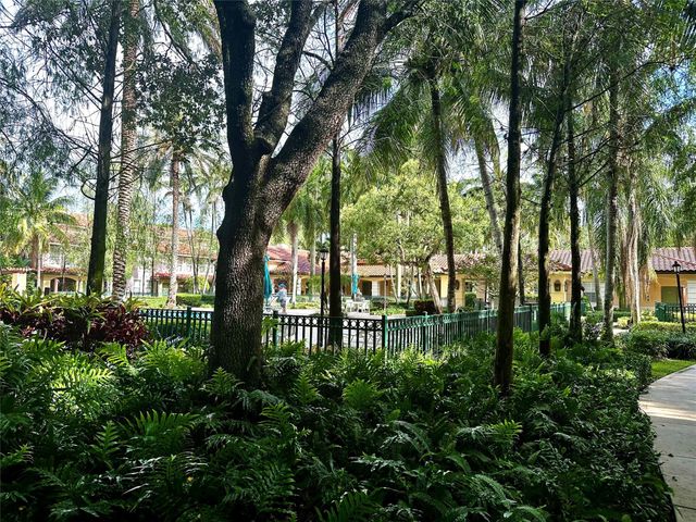 6500 W Sample Road 6500, Coral Springs, FL 33067