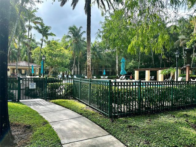 6500 W Sample Road 6500, Coral Springs, FL 33067