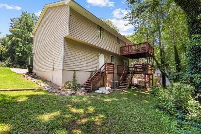 1197 Ridgeside Drive NW, Acworth, GA 30102