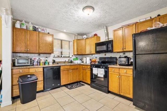 1197 Ridgeside Drive NW, Acworth, GA 30102