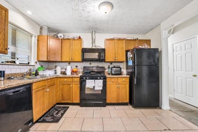 1197 Ridgeside Drive NW, Acworth, GA 30102