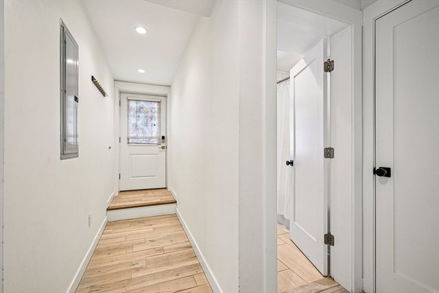 10 Wakefield Ave B, Wakefield, MA 01880