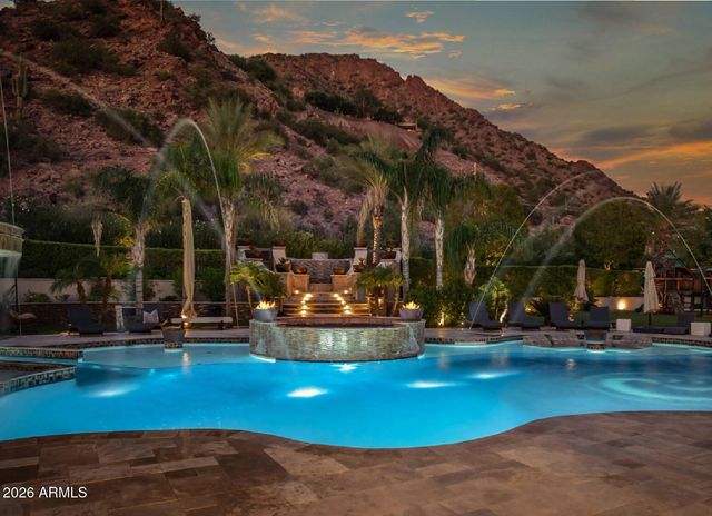 5040 N ARCADIA Drive, Phoenix, AZ 85018