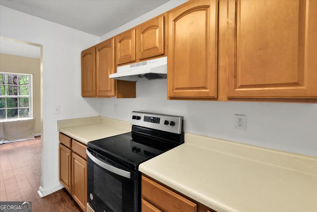 4411 Ravenwood Drive, Union City, GA 30291