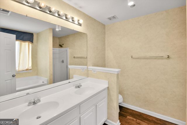 4411 Ravenwood Drive, Union City, GA 30291