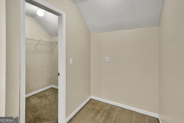 4411 Ravenwood Drive, Union City, GA 30291