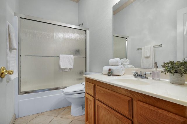 3132 Clarkson Dr, Rocklin, CA 95765