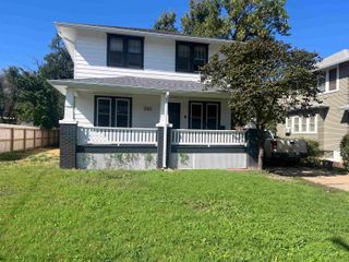 121 N Front St, Salina, KS 67401