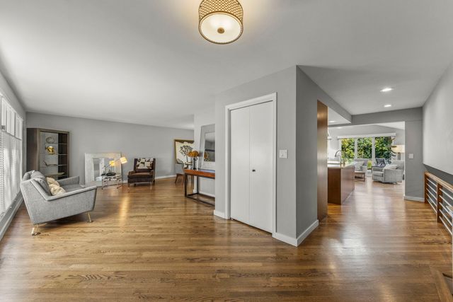 8345 Brookridge Road, Downers Grove, IL 60516