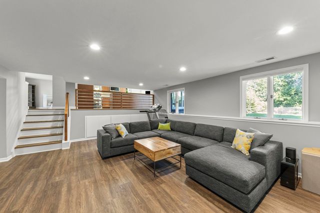 8345 Brookridge Road, Downers Grove, IL 60516