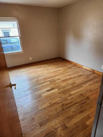 716 W BELL AVENUE, Appleton, WI 54914