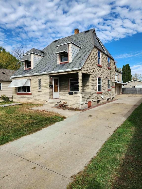 716 W BELL AVENUE, Appleton, WI 54914