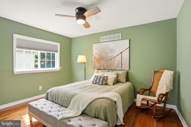 882 CRESCENT AVE, Runnemede, NJ 08078