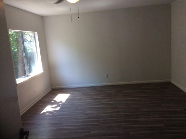 5218 Greylog, Houston, TX 77048