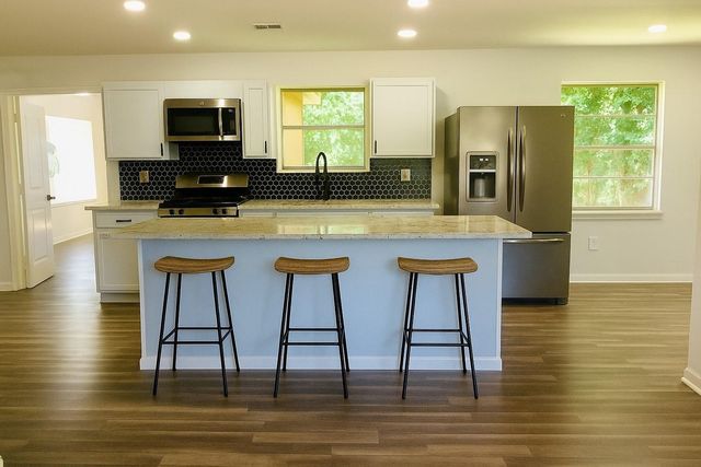 5218 Greylog, Houston, TX 77048