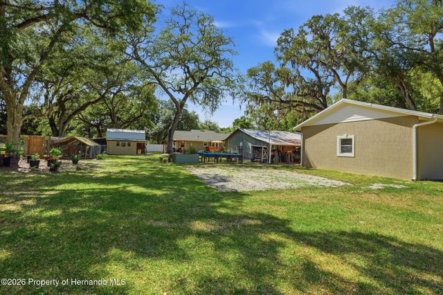 7037 County Road 625, Bushnell, FL 33513