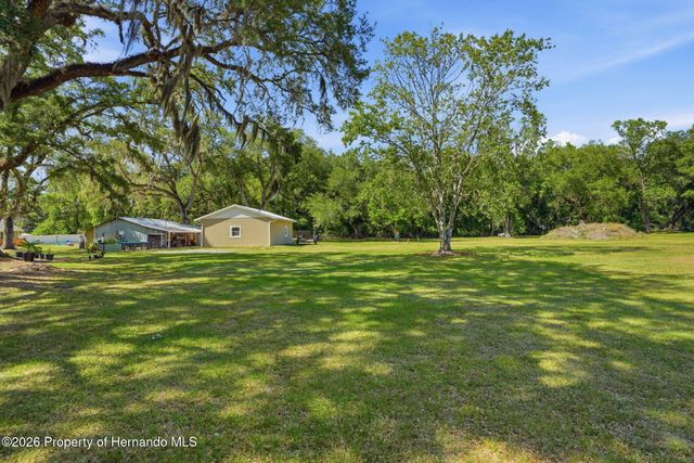 7037 County Road 625, Bushnell, FL 33513