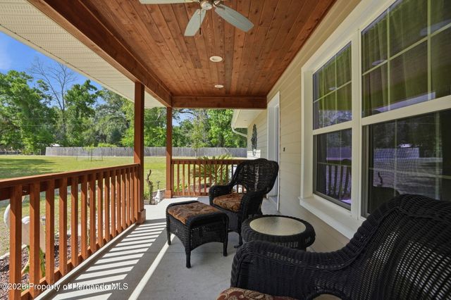 7037 County Road 625, Bushnell, FL 33513