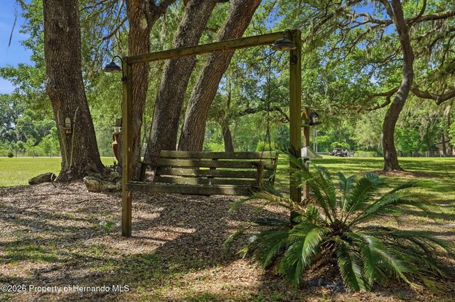 7037 County Road 625, Bushnell, FL 33513