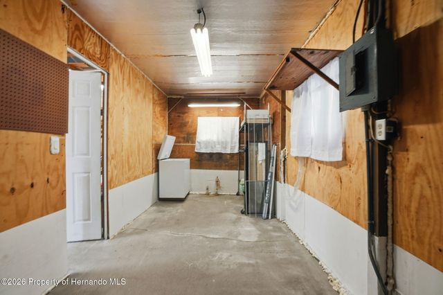 7037 County Road 625, Bushnell, FL 33513