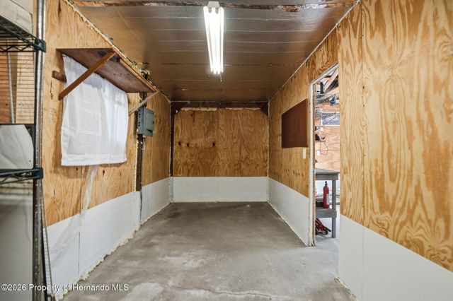 7037 County Road 625, Bushnell, FL 33513