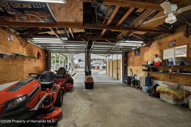 7037 County Road 625, Bushnell, FL 33513