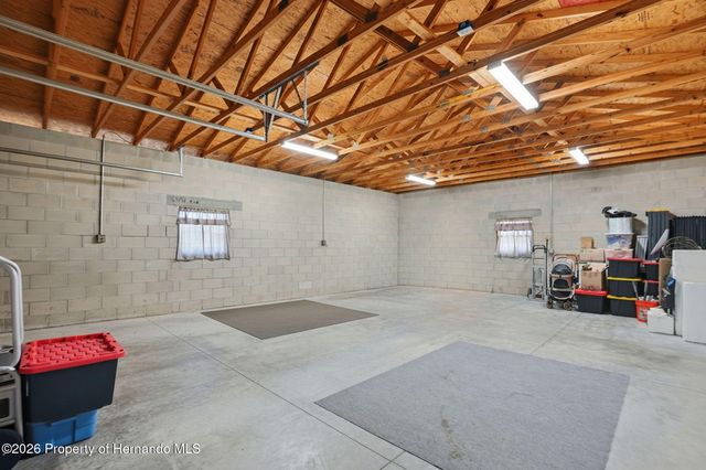 7037 County Road 625, Bushnell, FL 33513