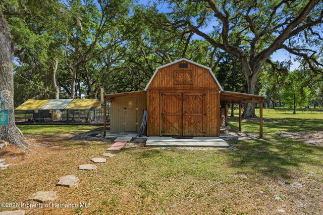 7037 County Road 625, Bushnell, FL 33513