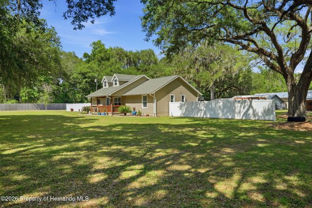 7037 County Road 625, Bushnell, FL 33513