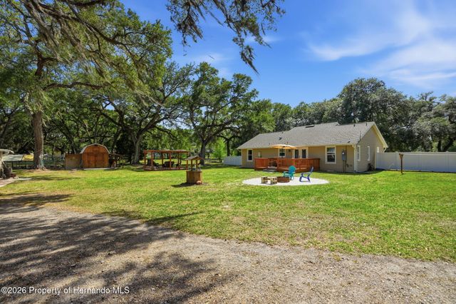 7037 County Road 625, Bushnell, FL 33513